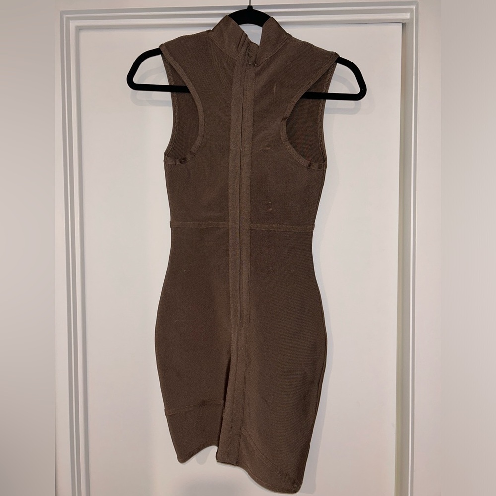 Mistress Rocks Dress - Picture 3 of 3